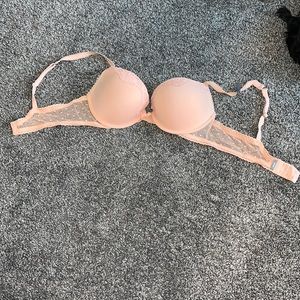 Aerie 36C Peach Bra with lace and polka dot detail